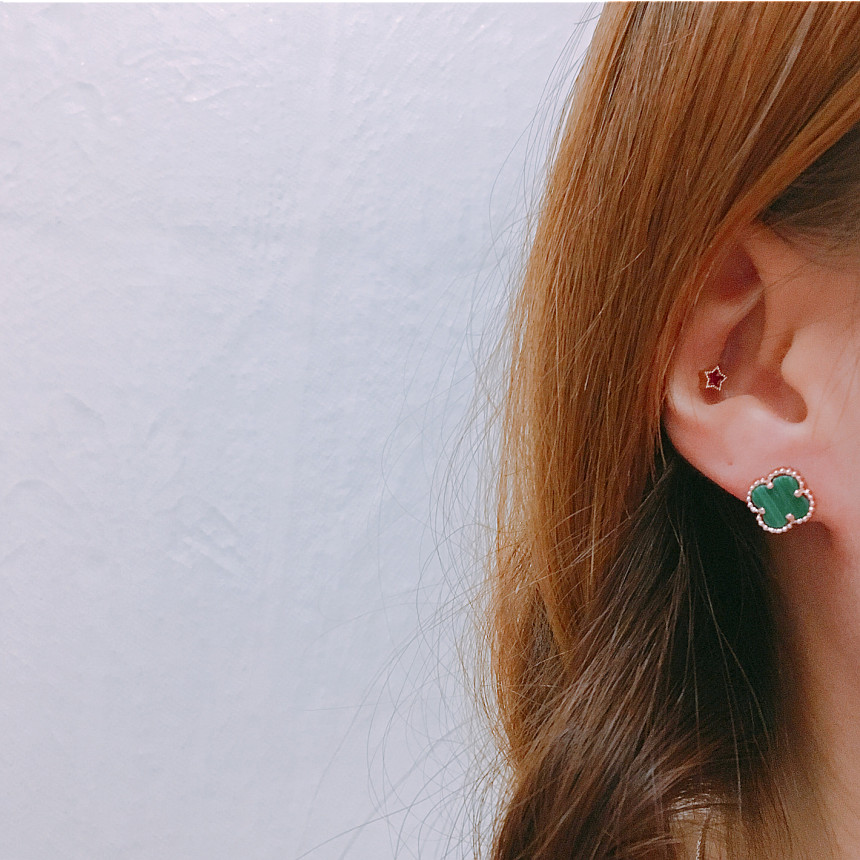 Lucy Green Mother-of-Pearl Clover Earring LKJ0794 