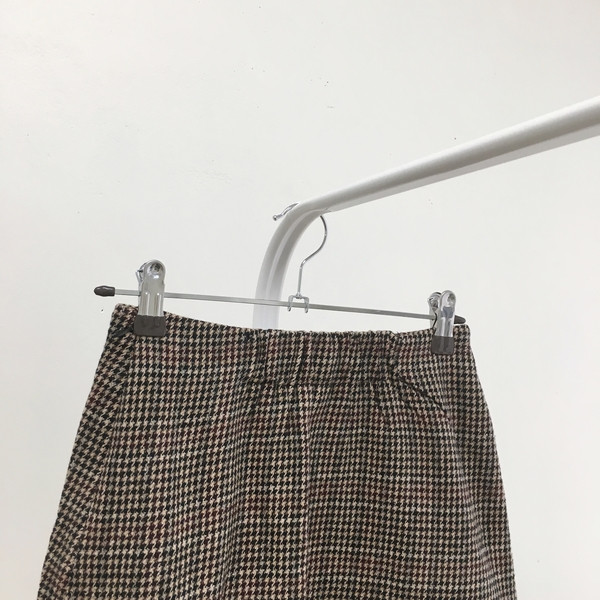 Unchecked Long Skirt Winter Autumn Frill 20s Women