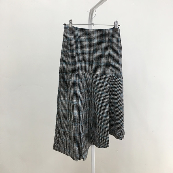 Unchecked Long Skirt Winter Autumn Frill 20s Women