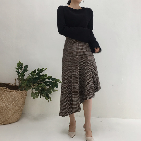 Unchecked Long Skirt Winter Autumn Frill 20s Women
