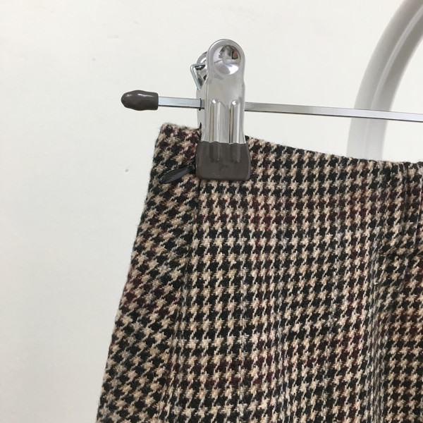 Unchecked Long Skirt Winter Autumn Frill 20s Women