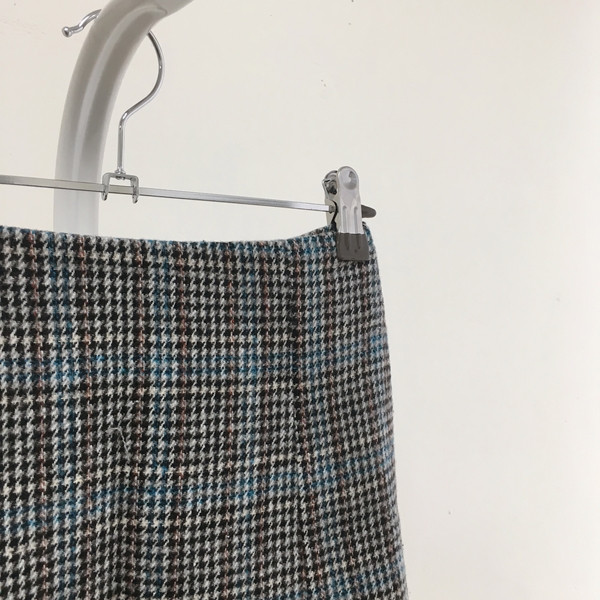 Unchecked Long Skirt Winter Autumn Frill 20s Women