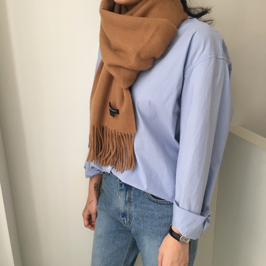 Wool muffler Wool 100 Woman scooping Styling Lovel