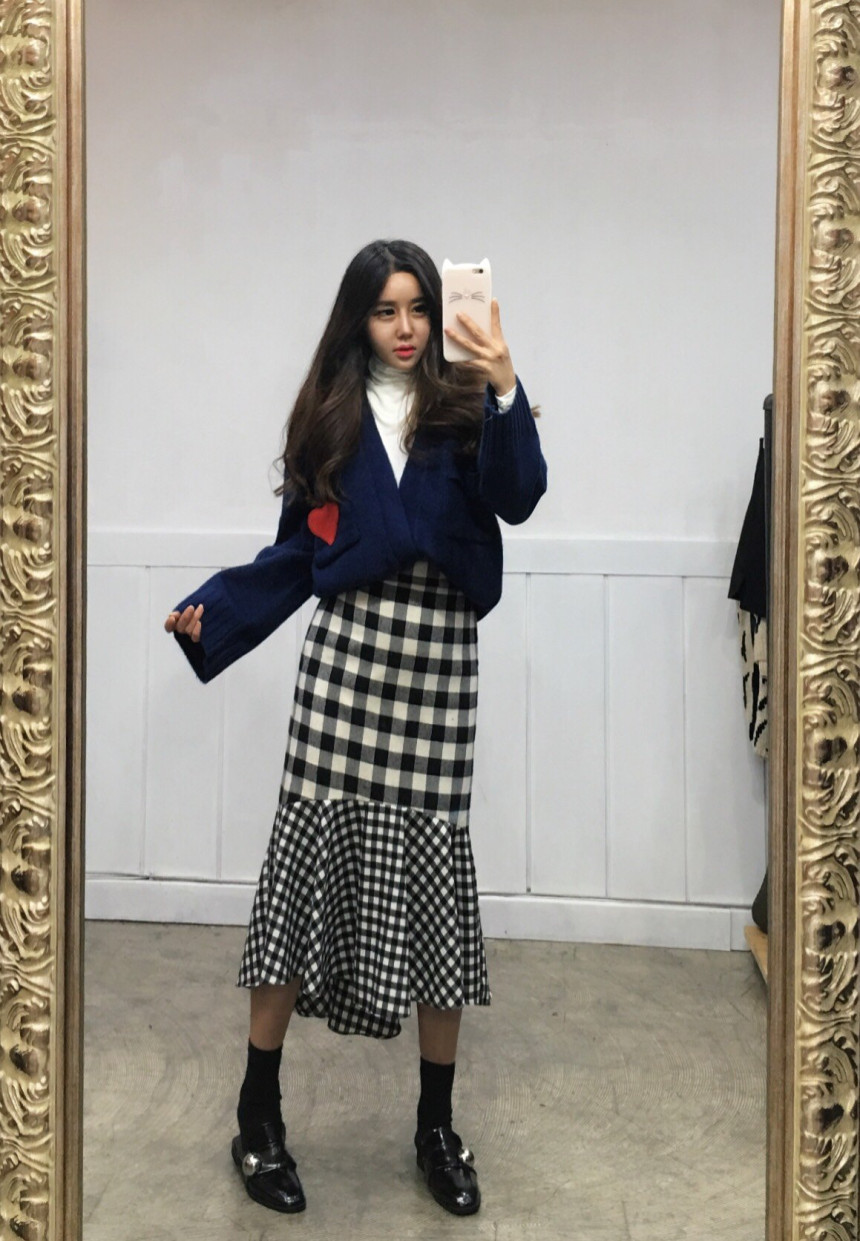 Winter Check Mermaid Long Skirt 2COLOR Thin slim, 