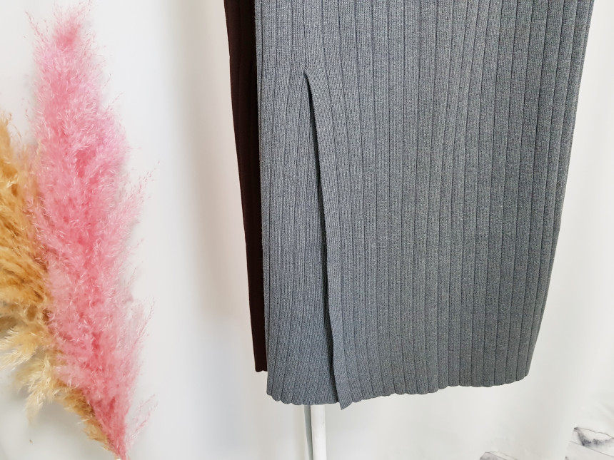 Knit high neck long skirt