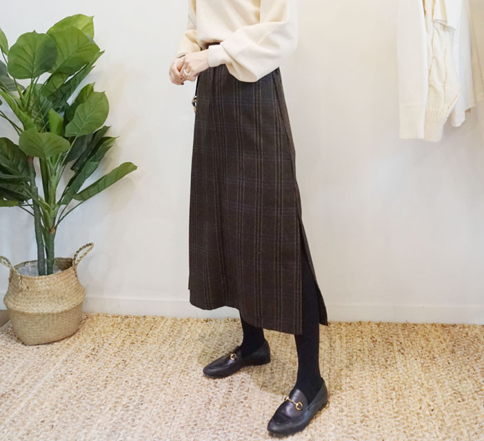 Unique woolen check skirts Long skirts Modern skir