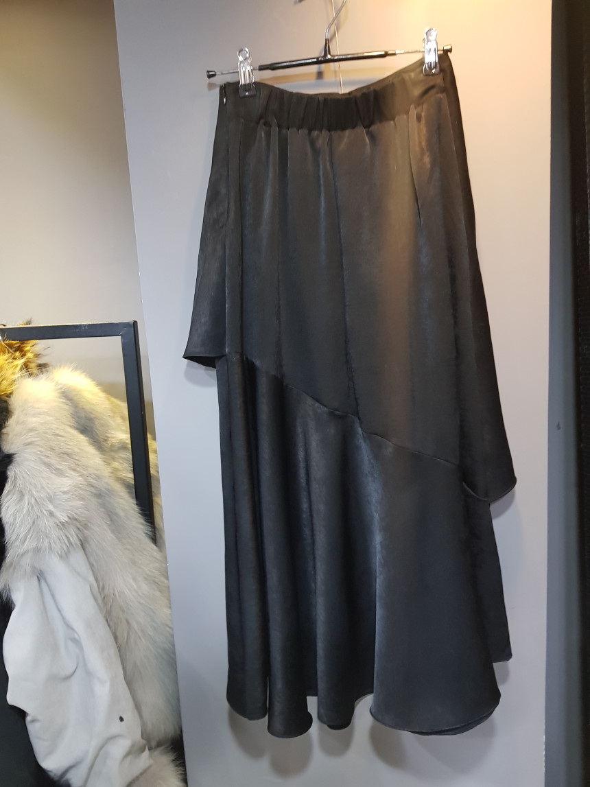 Setin Kang Kang Long Skirt Fall Winter Frilly Fit 