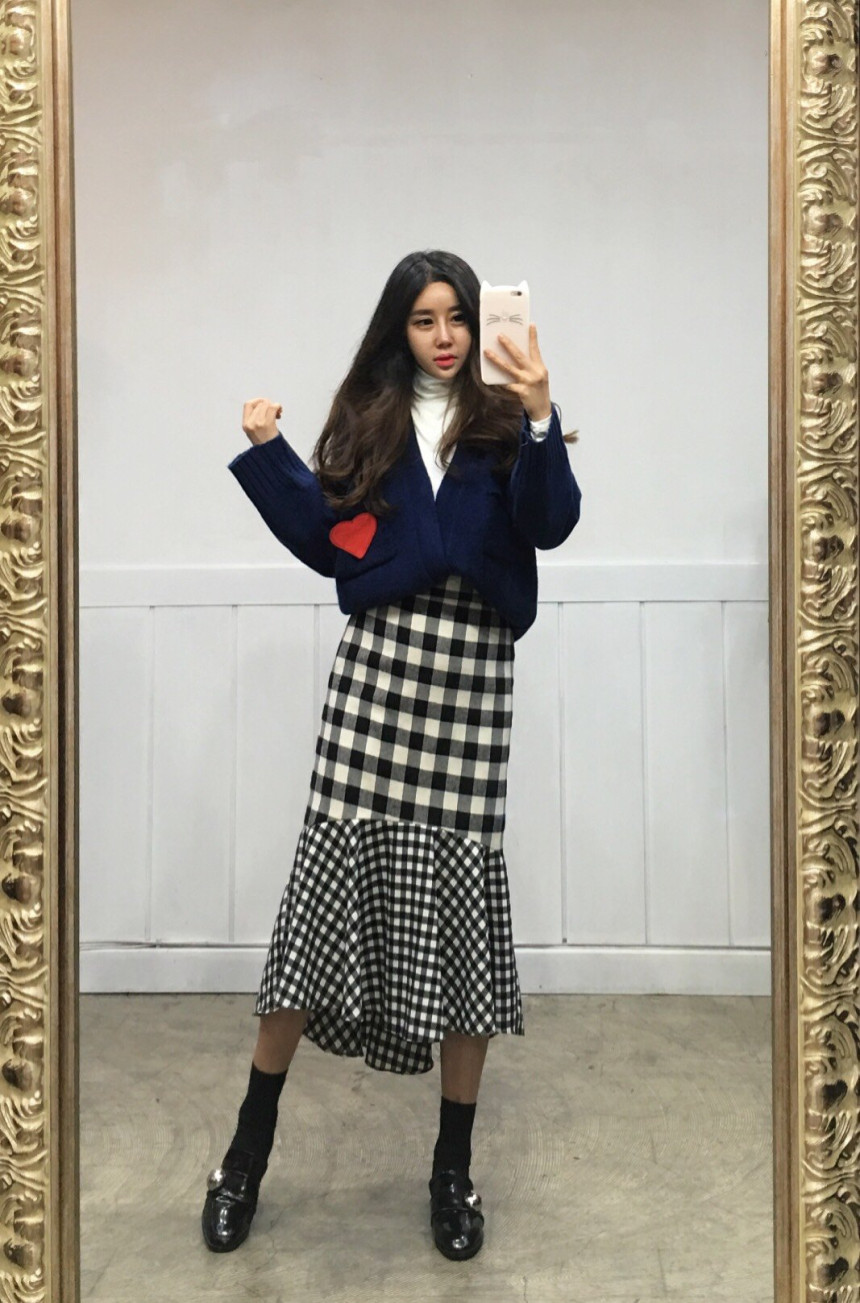 Winter Check Mermaid Long Skirt 2COLOR Thin slim, 