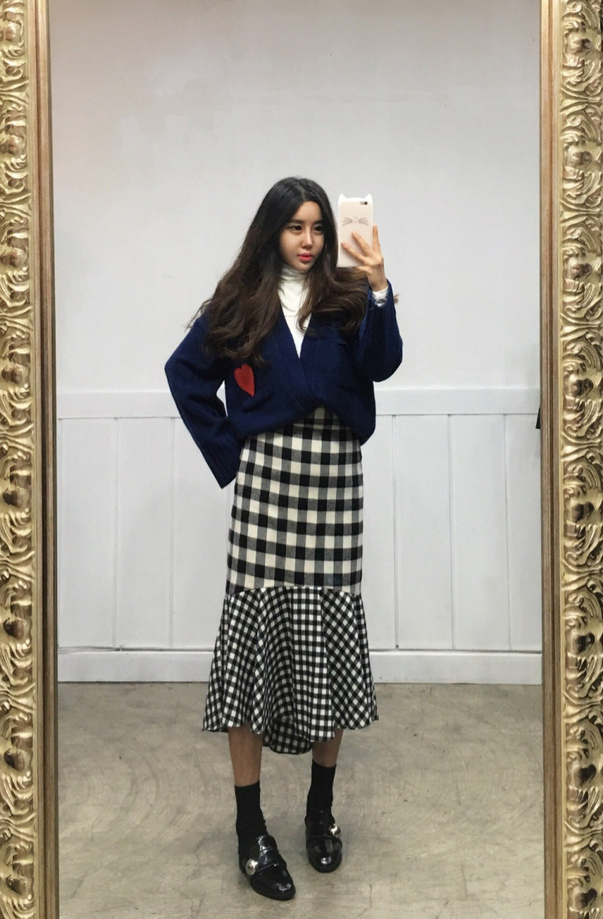 Winter Check Mermaid Long Skirt 2COLOR Thin slim, 