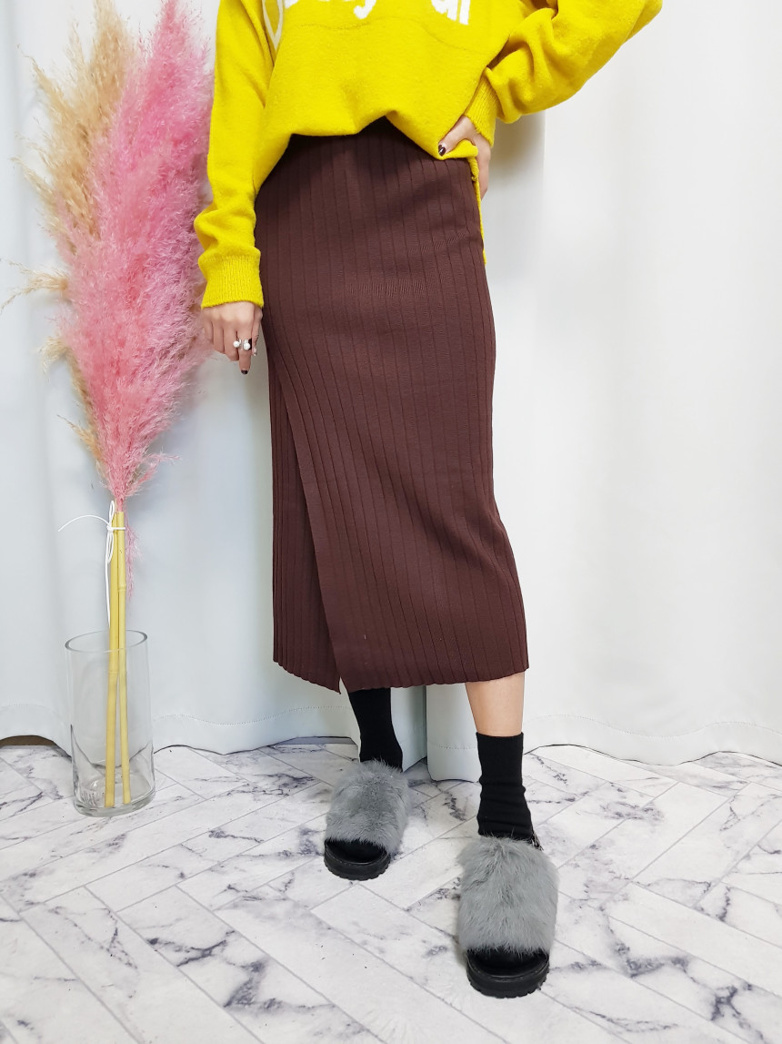 Knit high neck long skirt