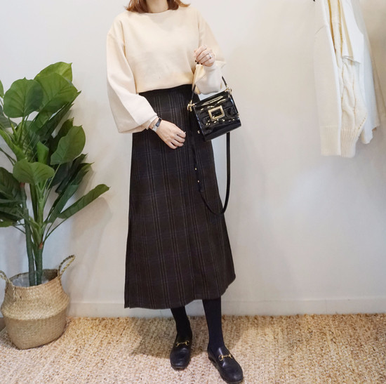 Unique woolen check skirts Long skirts Modern skir