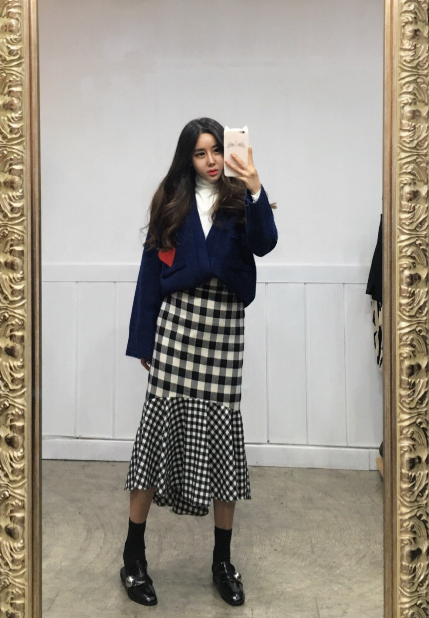 Winter Check Mermaid Long Skirt 2COLOR Thin slim, 