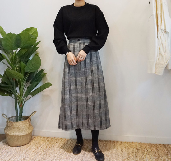 Unique woolen check skirts Long skirts Modern skir