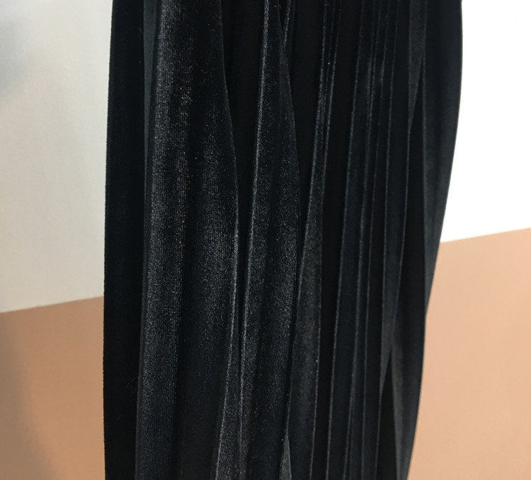 Pleasant Shiny Velvet Pleated Flare Long Skirt 4co