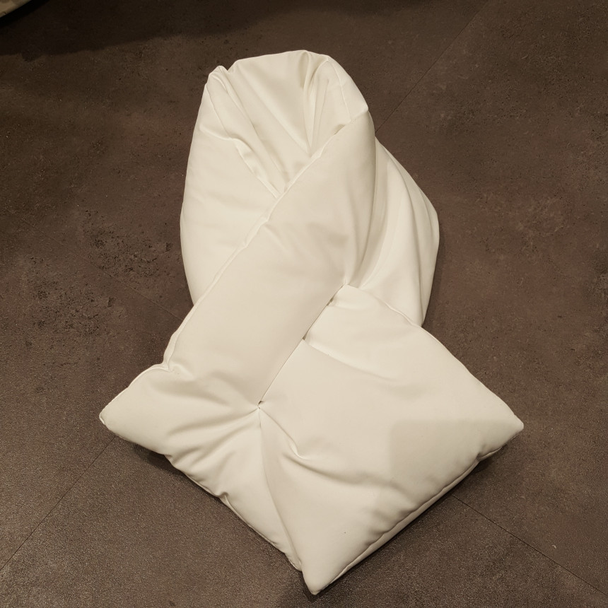 Spoon padded muffler TPMM17W11