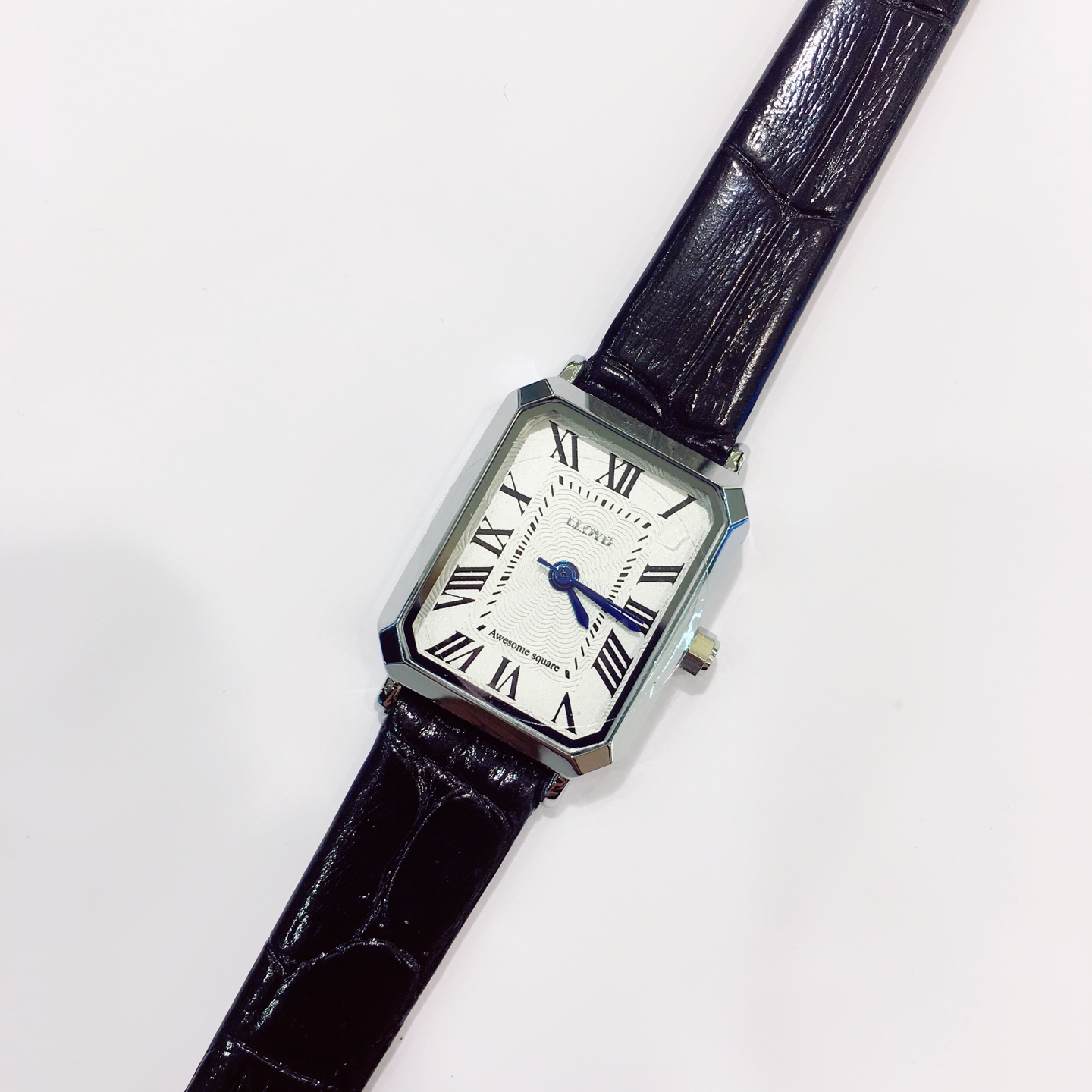 <b><p>Lloyd classic square Leather wch LL2G16903RSB</p></b><b><p>ロイド クラシック 正方形 レザー腕時計 LL2G16903RSB 豪華な シンプルな</p></b><br /><br /><p align='center'>