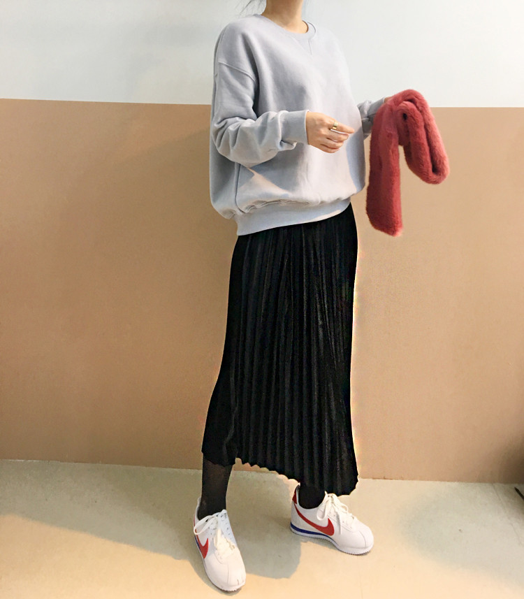 Pleasant Shiny Velvet Pleated Flare Long Skirt 4co