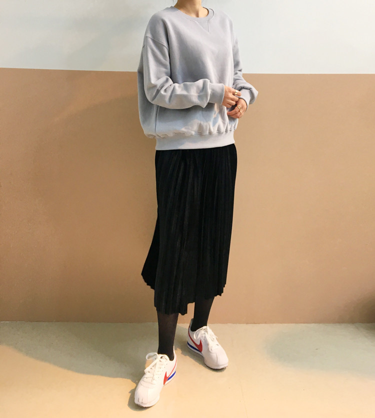 Pleasant Shiny Velvet Pleated Flare Long Skirt 4co