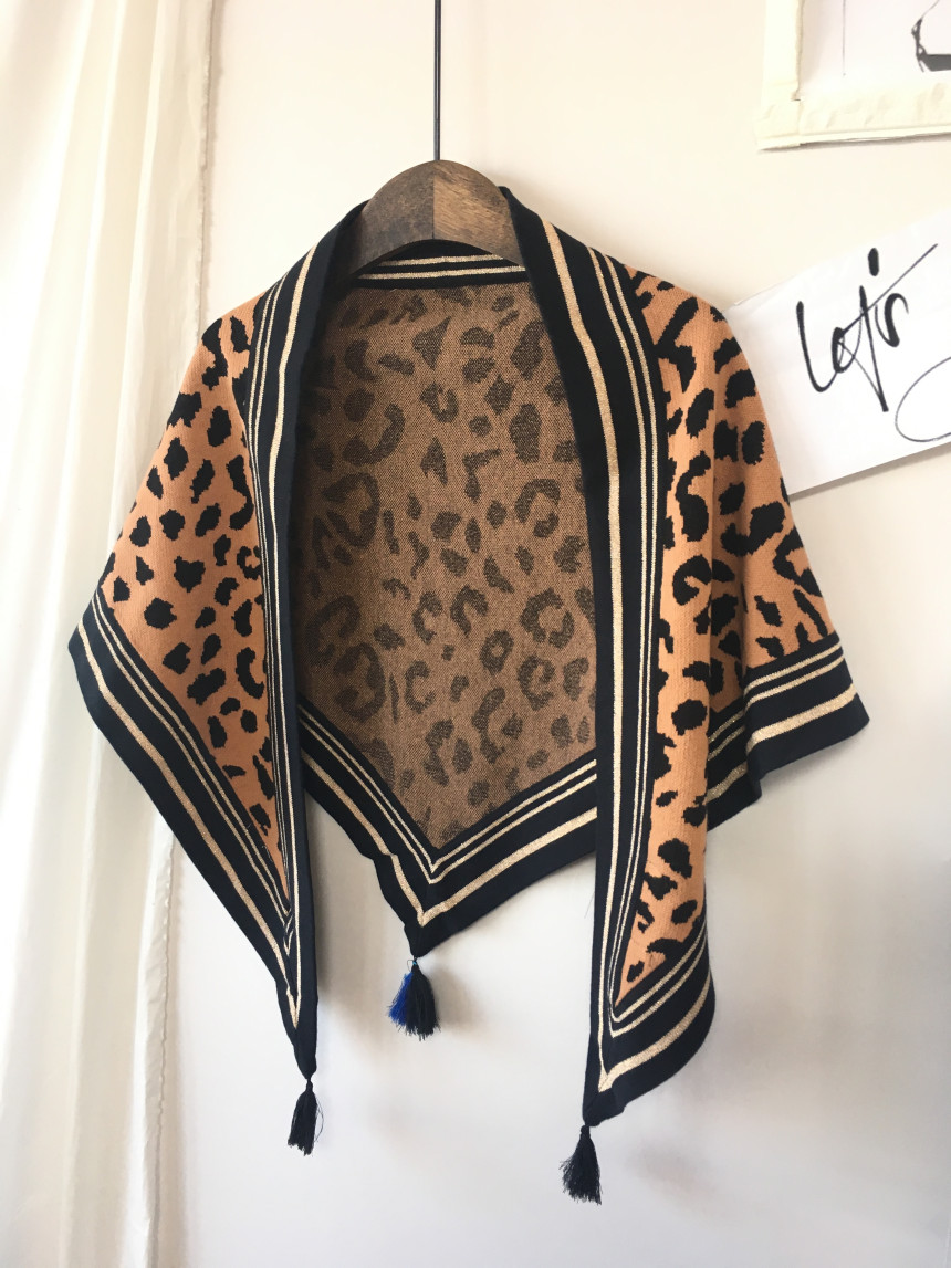 Leopard muffler wool tassel scarf shawl stand out 