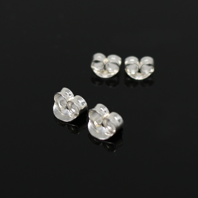 <b><p>Surge Steel silver earring Hatch clu Sicone</p></b><b><p>書かれているカールスチール シルバー イヤリング 後部ストッパー クラッチ シリコン装飾</p></b><br /><br /><p align='center'>