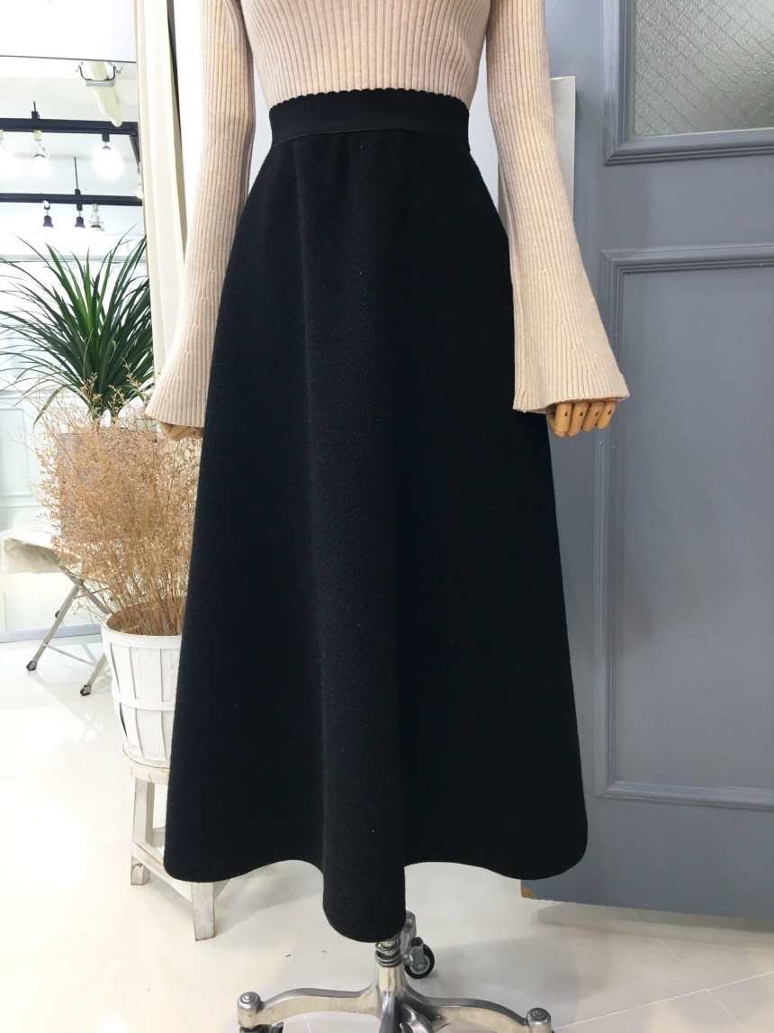 Knit Neo Long Skirt Elegant Women Look Luxurious D