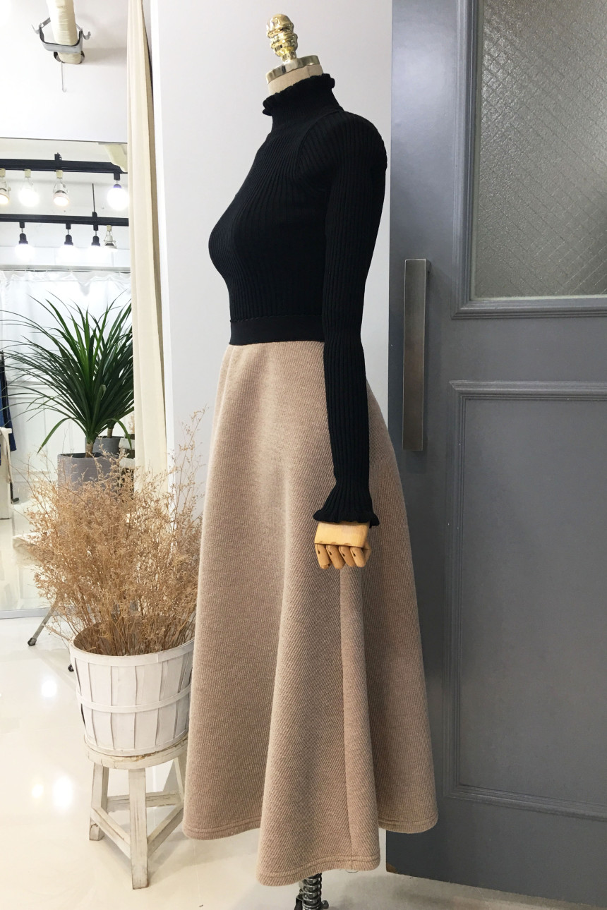 Knit Neo Long Skirt Elegant Women Look Luxurious D