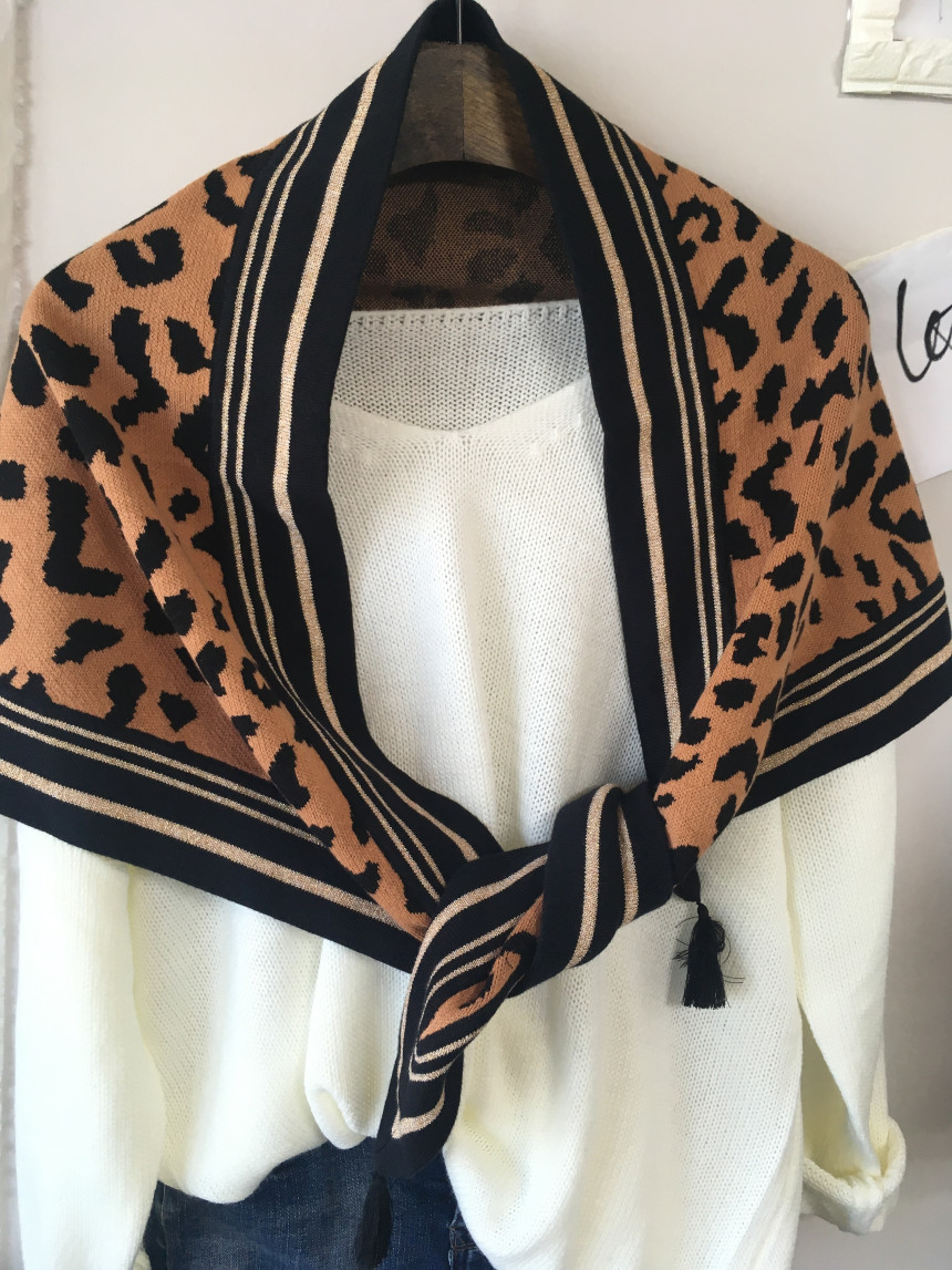 Leopard muffler wool tassel scarf shawl stand out 