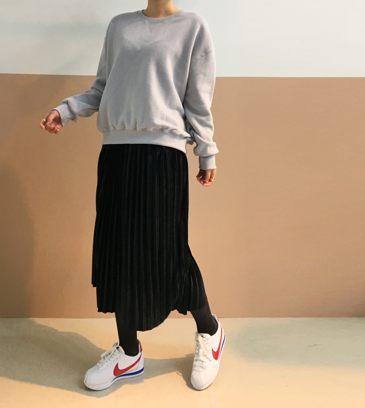 Pleasant Shiny Velvet Pleated Flare Long Skirt 4co