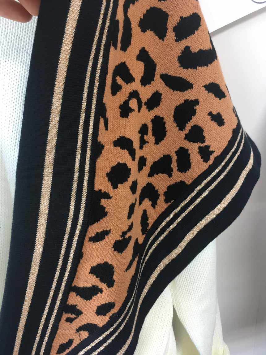 Leopard muffler wool tassel scarf shawl stand out 