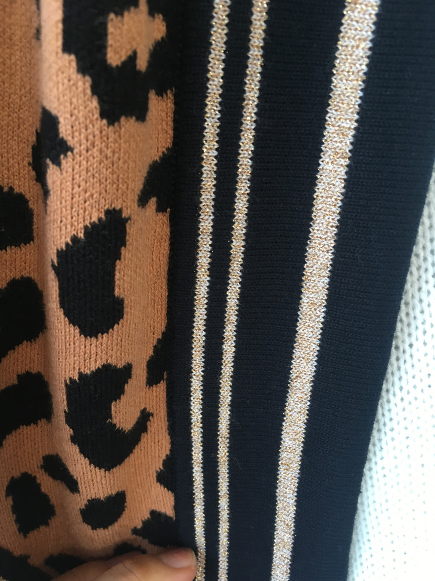 Leopard muffler wool tassel scarf shawl stand out 