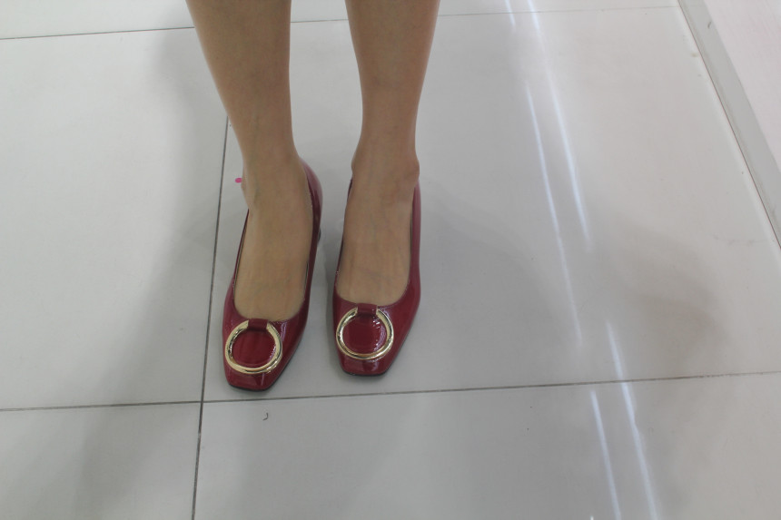 Smiley red shoes 711731043 Cozy shoes that can be 