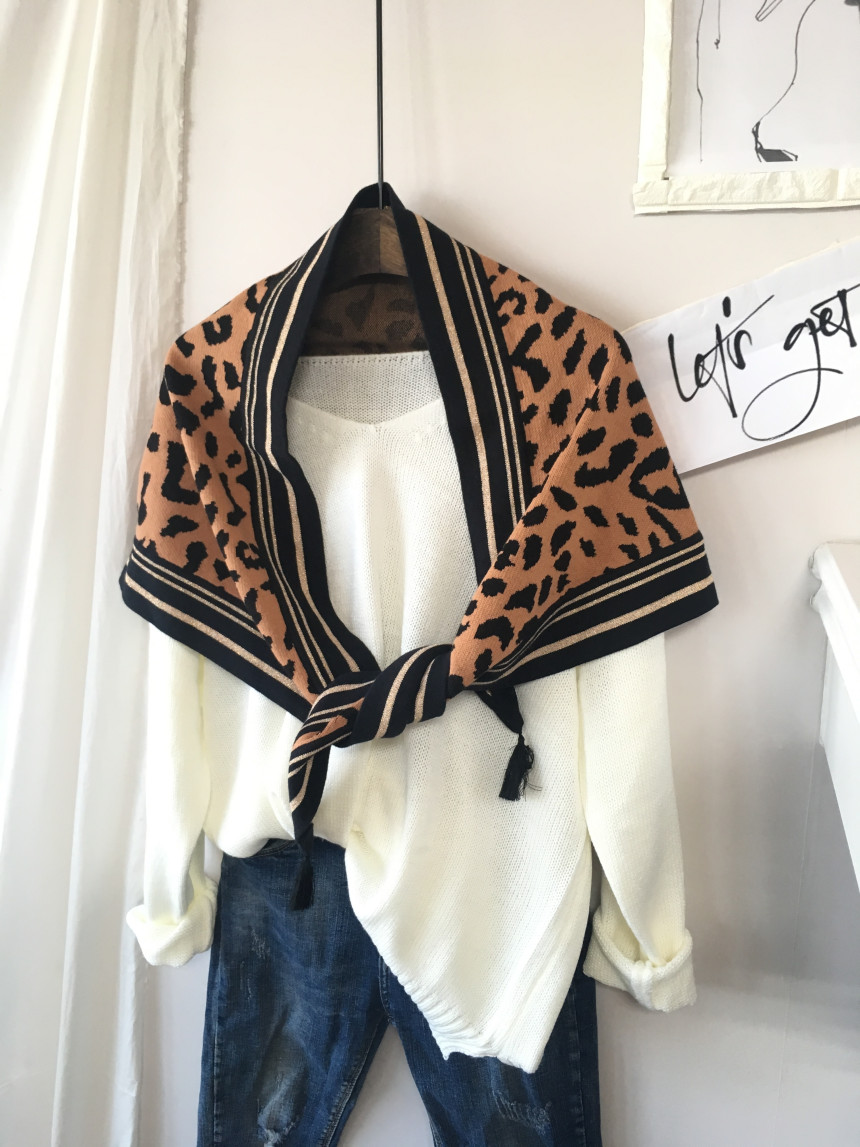 Leopard muffler wool tassel scarf shawl stand out 