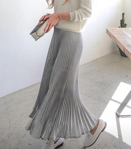 Pearl Pleated Long Skirt