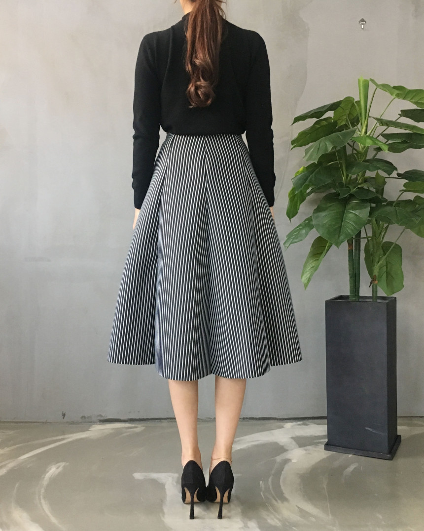 Banding flare incision Neoprene long skirt plan Un