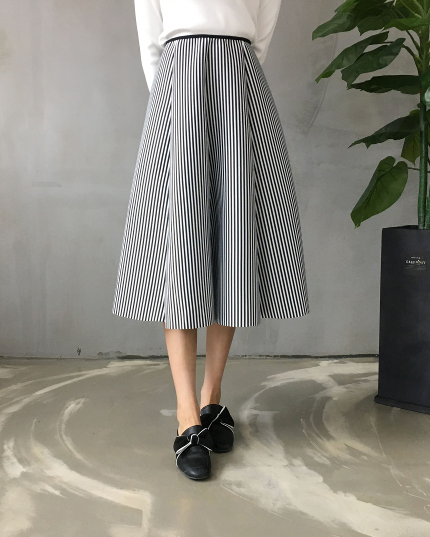 Banding flare incision Neoprene long skirt plan Un