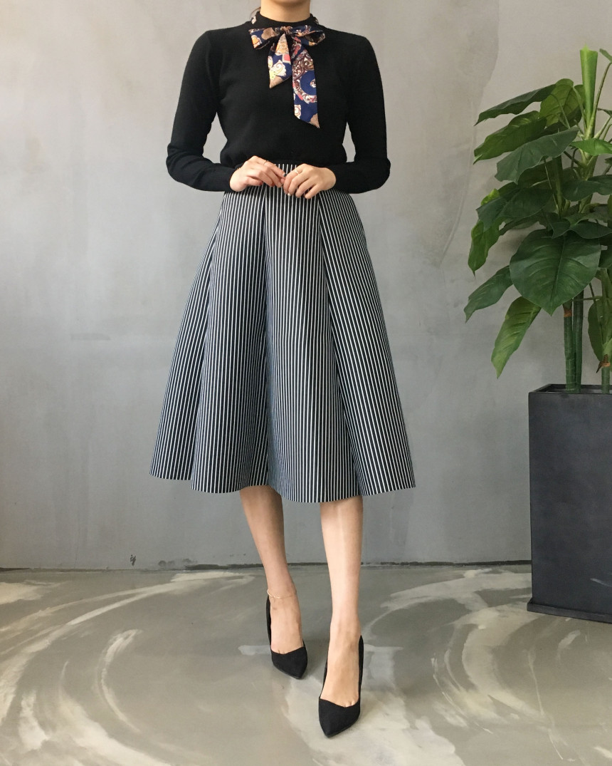 Banding flare incision Neoprene long skirt plan Un