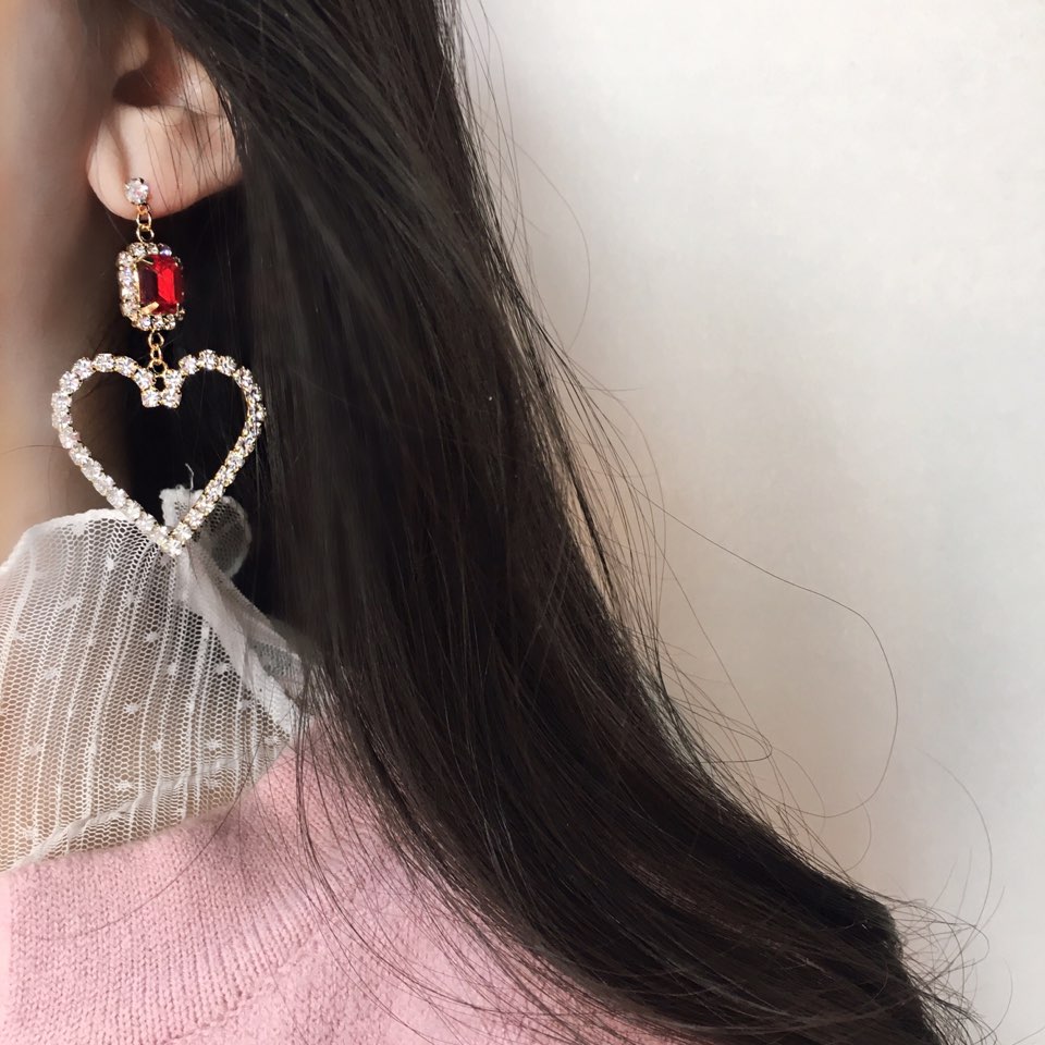 Red Big Heart Bold Drop Earring Earring Possible E