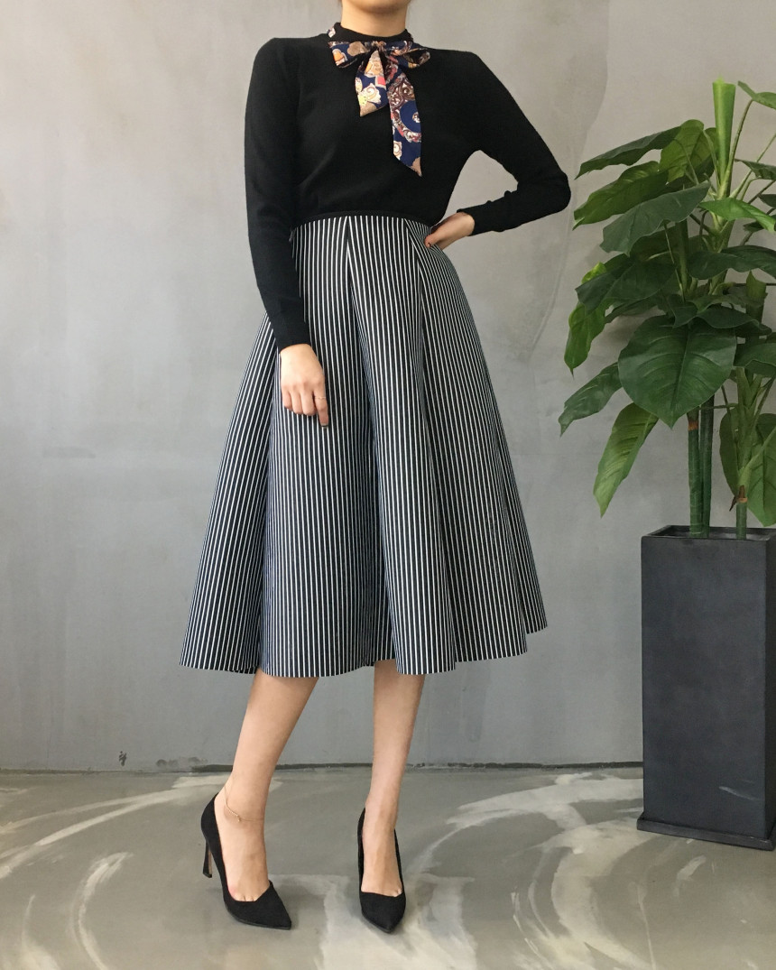 Banding flare incision Neoprene long skirt plan Un