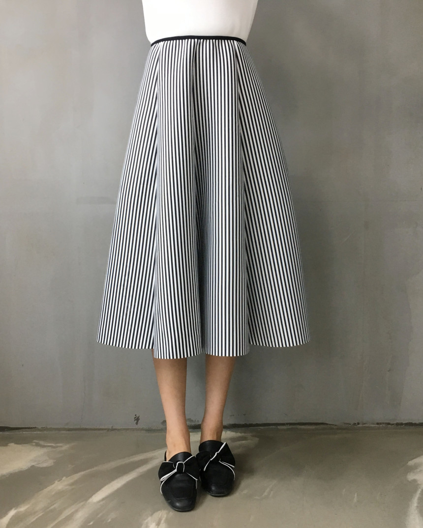 Banding flare incision Neoprene long skirt plan Un