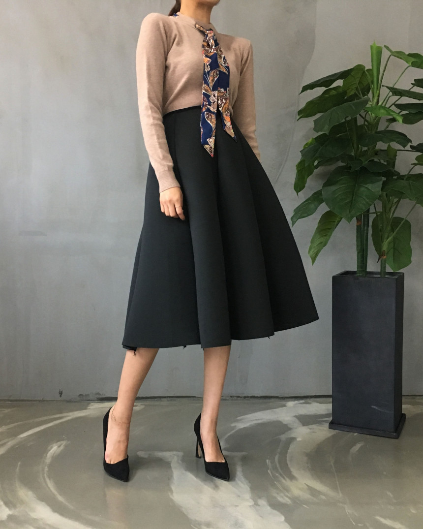 Banding flare incision Neoprene long skirt plan Un