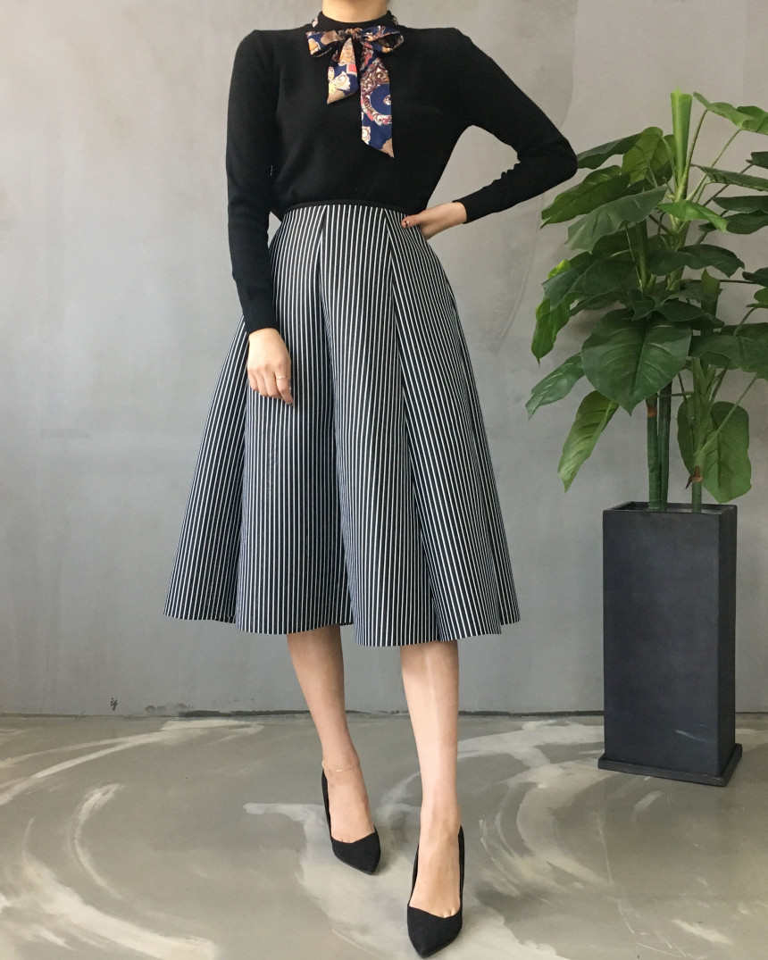 Banding flare incision Neoprene long skirt plan Un