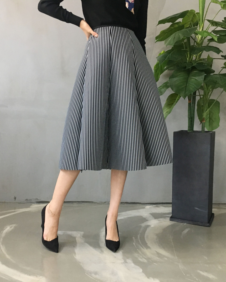 Banding flare incision Neoprene long skirt plan Un