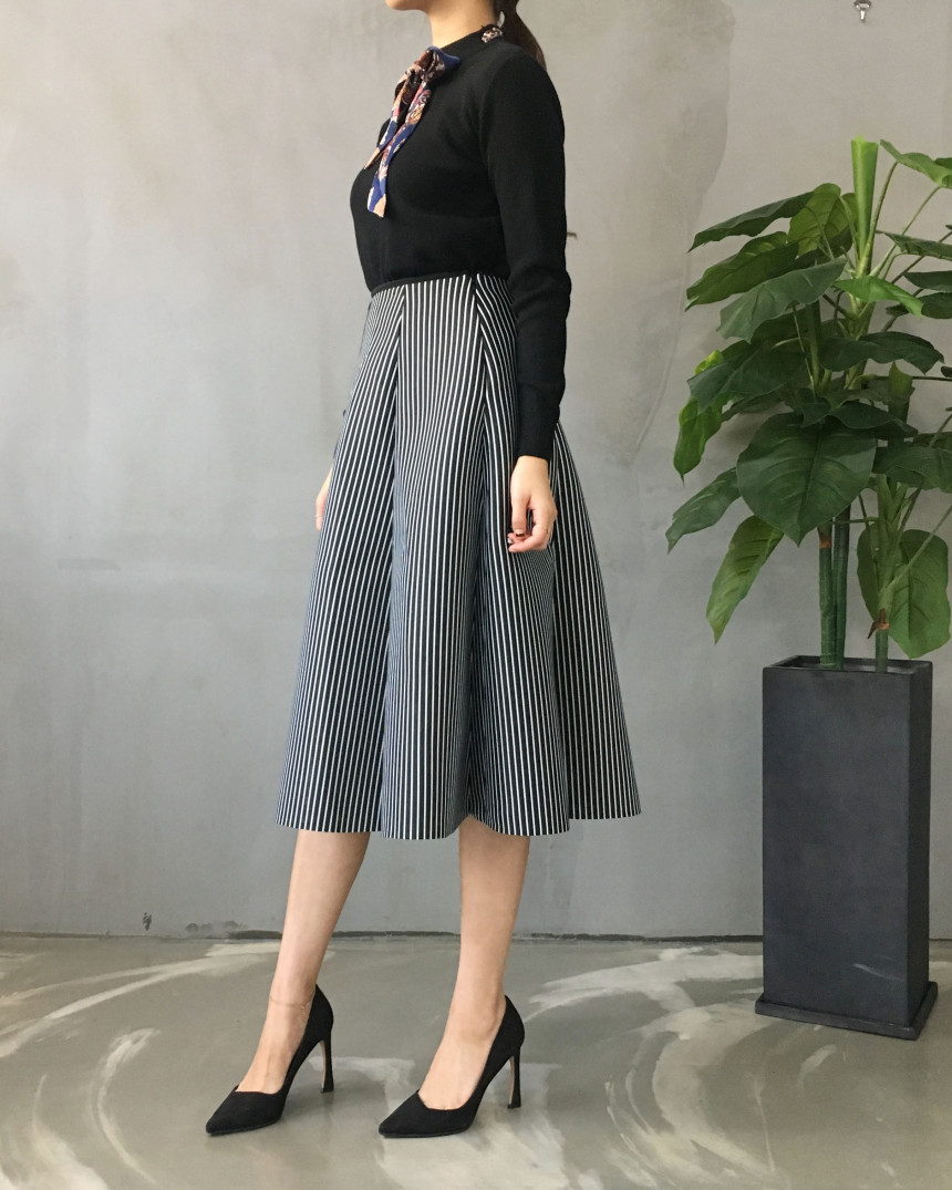 Banding flare incision Neoprene long skirt plan Un