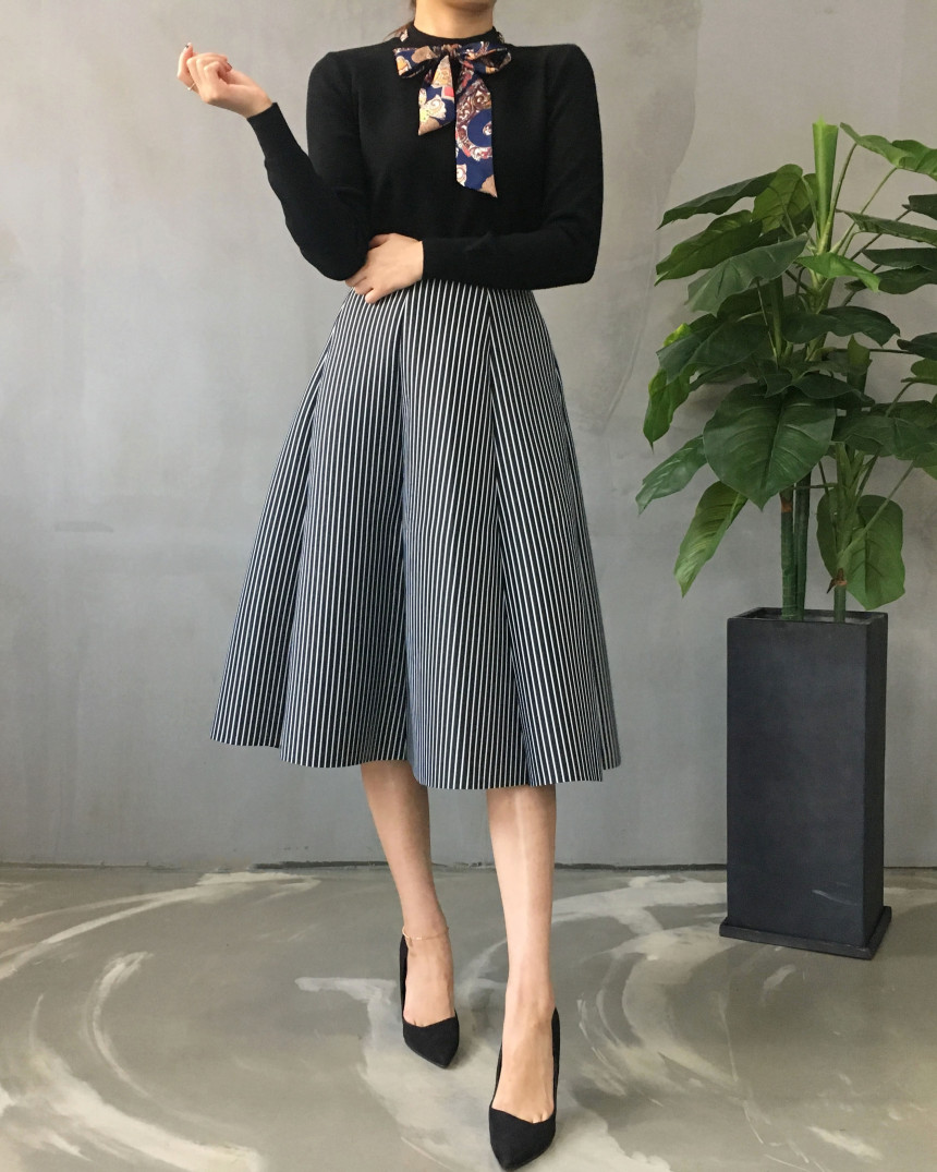 Banding flare incision Neoprene long skirt plan Un