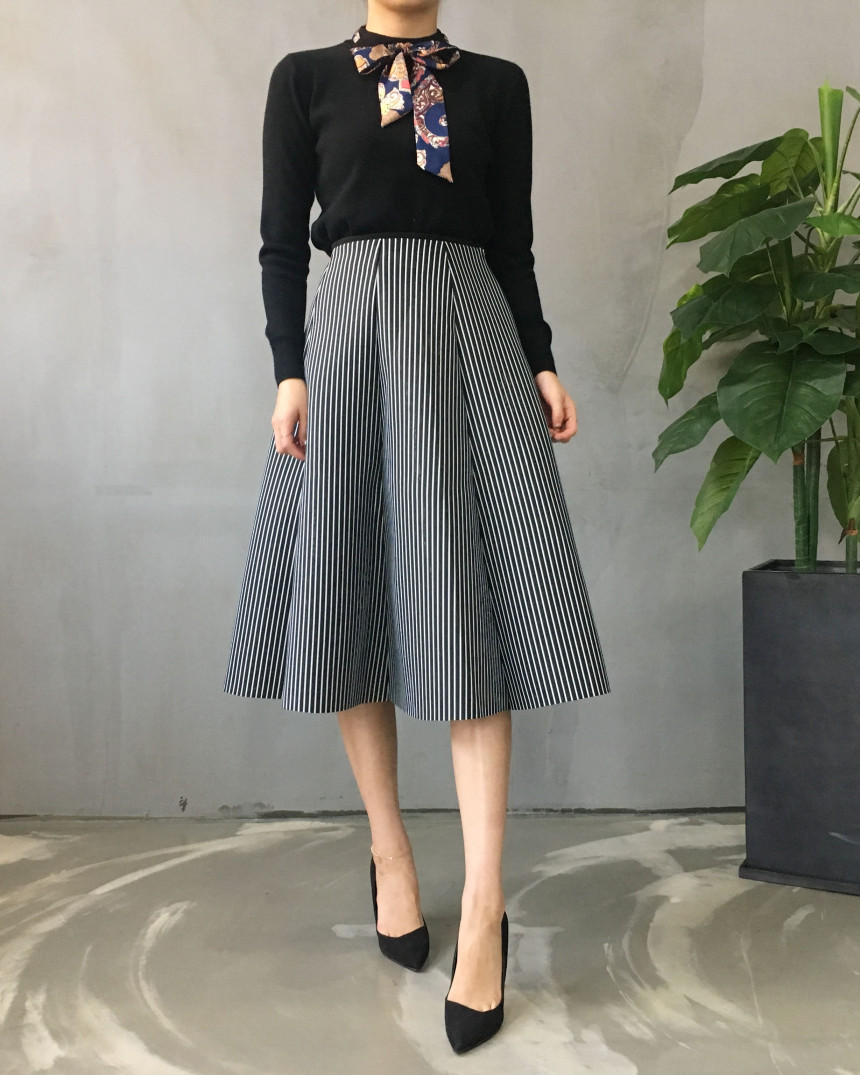 Banding flare incision Neoprene long skirt plan Un