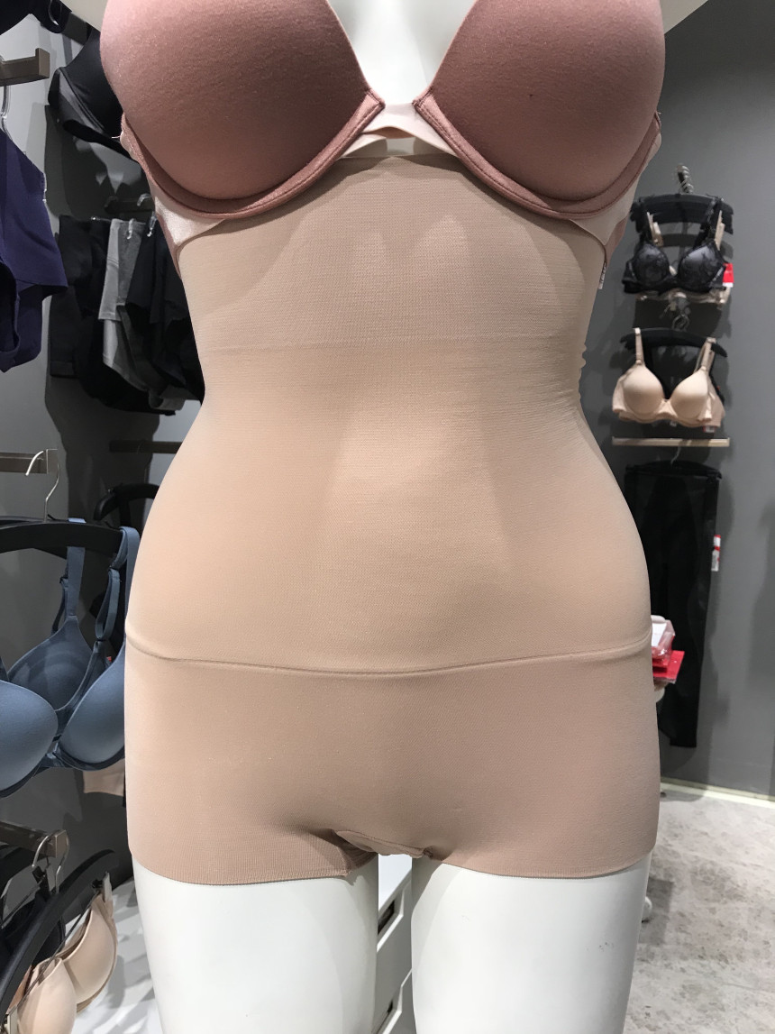 Hyundai Department Store Spans Power Series High W