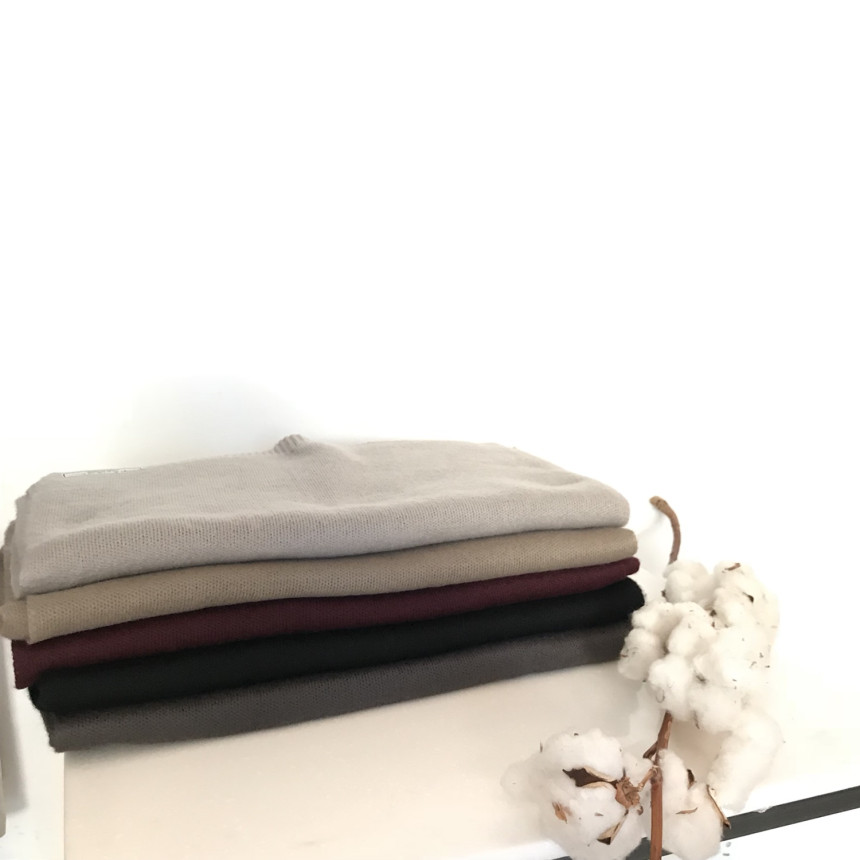 Wool 100 knit muffler