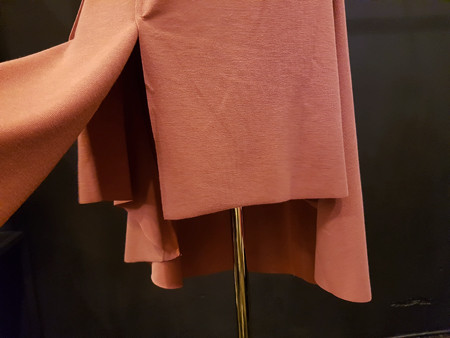 Unbalanced Top Long Bending Skirt Sexy Layered Rom