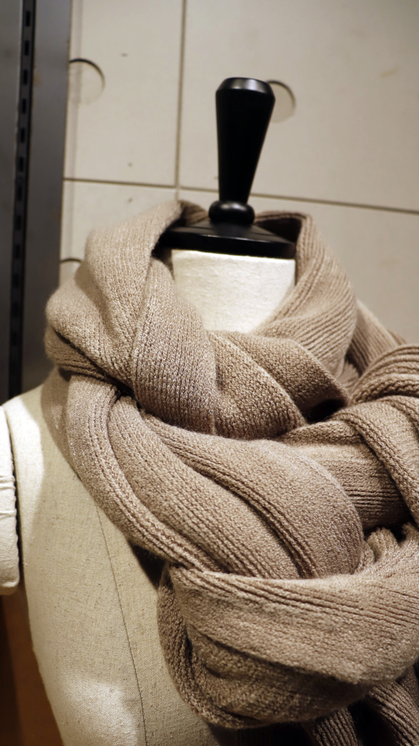 Soft muffler 7col A variety of fashionable and cle