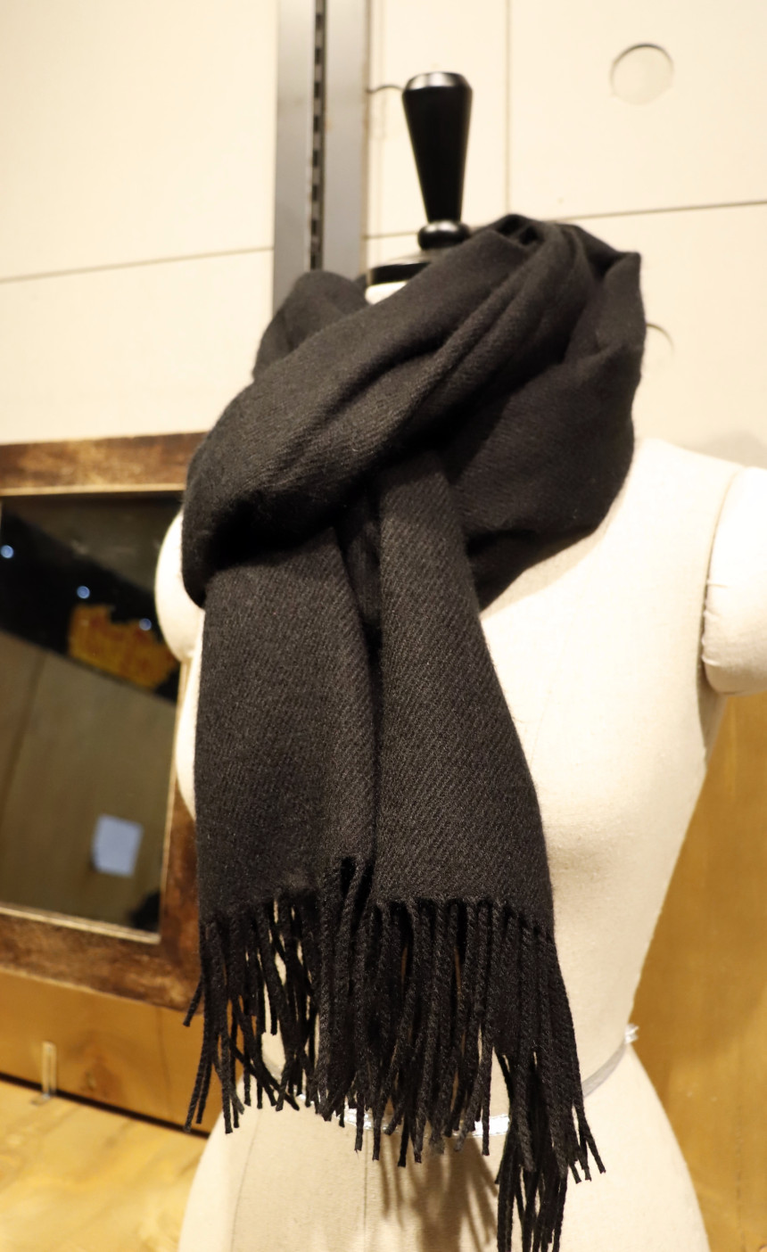Wool Touch Surgical Muffler 7col Clean and stylish